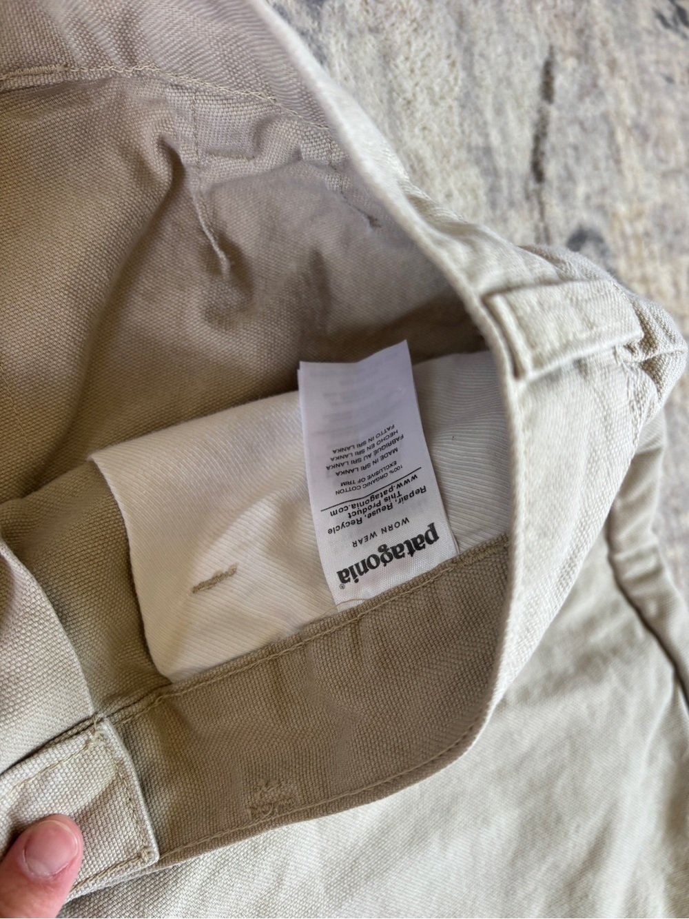 Patagonia Women's Light Khaki Outdoor Shorts - Picture 4 of 6